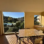 דירה 3 Pieces Avec Climatisation Dans Avec Piscines Et Tennis - Fr-1-100-364 *