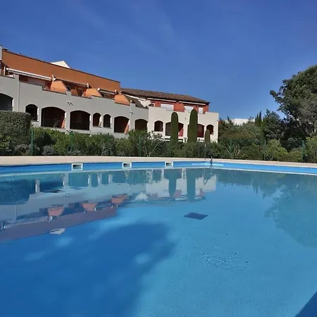 דירה 3 Pieces Avec Climatisation Dans Avec Piscines Et Tennis - Fr-1-100-364 *